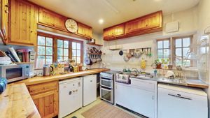 Photo 11- click for photo gallery